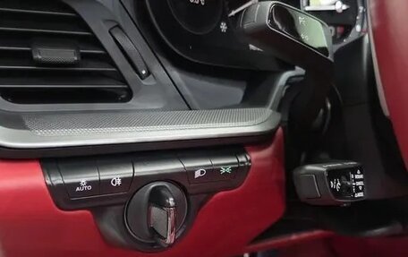 Porsche 911, 2024 год, 18 090 000 рублей, 13 фотография