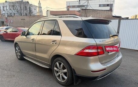 Mercedes-Benz M-Класс, 2012 год, 2 000 000 рублей, 4 фотография