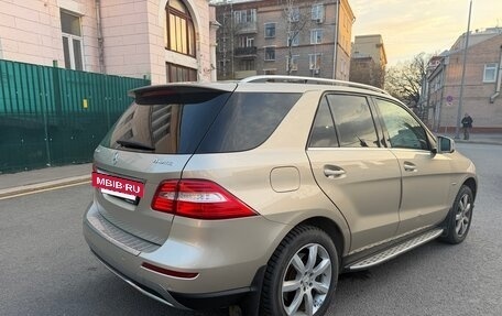 Mercedes-Benz M-Класс, 2012 год, 2 000 000 рублей, 5 фотография