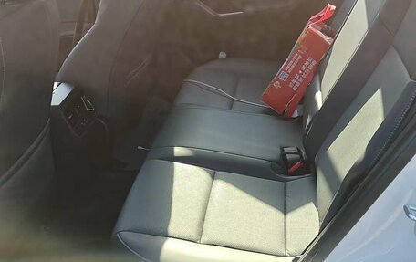 Toyota RAV4, 2026 год, 4 450 000 рублей, 7 фотография