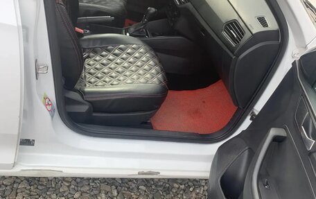 Volkswagen Polo, 2021 год, 880 000 рублей, 8 фотография