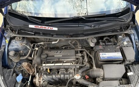 Hyundai Solaris II рестайлинг, 2013 год, 950 000 рублей, 8 фотография