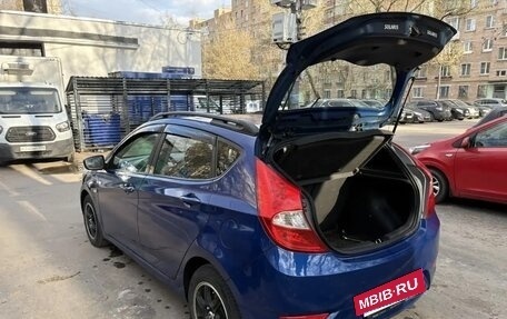 Hyundai Solaris II рестайлинг, 2013 год, 950 000 рублей, 4 фотография