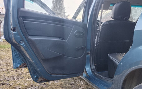 Renault Logan I, 2012 год, 415 000 рублей, 17 фотография