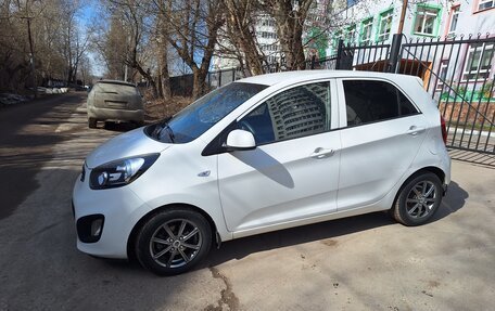 KIA Picanto II, 2013 год, 830 000 рублей, 2 фотография