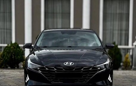 Hyundai Elantra, 2022 год, 2 050 000 рублей, 2 фотография