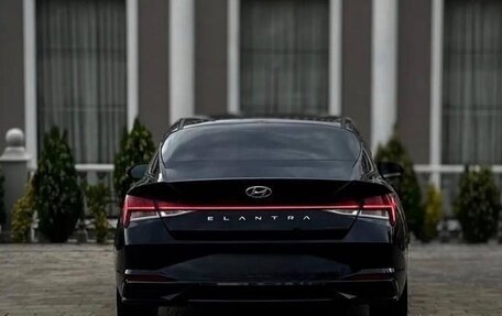 Hyundai Elantra, 2022 год, 2 050 000 рублей, 4 фотография