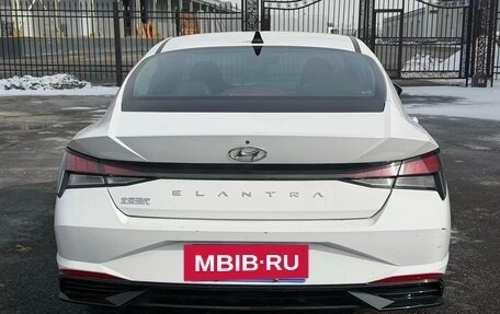 Hyundai Elantra, 2023 год, 1 550 000 рублей, 5 фотография