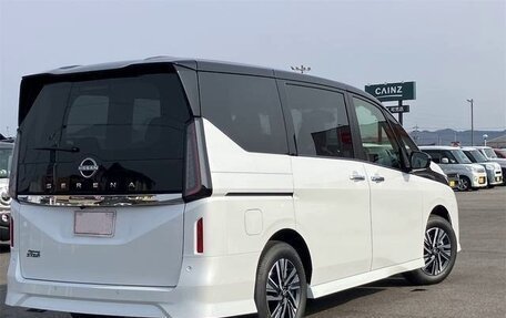 Nissan Serena, 2023 год, 2 552 000 рублей, 10 фотография