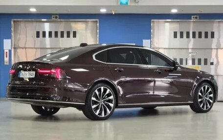Volvo S90 II рестайлинг, 2025 год, 7 000 000 рублей, 3 фотография