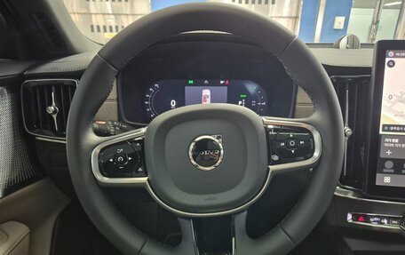 Volvo S90 II рестайлинг, 2025 год, 7 000 000 рублей, 8 фотография