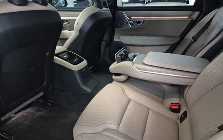 Volvo S90 II рестайлинг, 2025 год, 7 000 000 рублей, 15 фотография