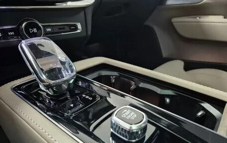 Volvo S90 II рестайлинг, 2025 год, 7 000 000 рублей, 13 фотография