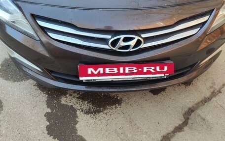 Hyundai Solaris II рестайлинг, 2015 год, 600 000 рублей, 5 фотография