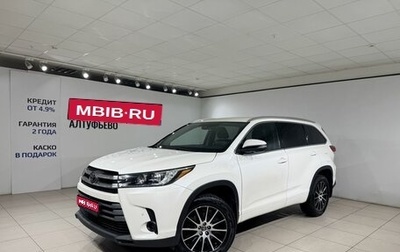Toyota Highlander III, 2017 год, 3 499 000 рублей, 1 фотография