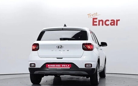 Hyundai Venue I, 2023 год, 1 711 005 рублей, 2 фотография