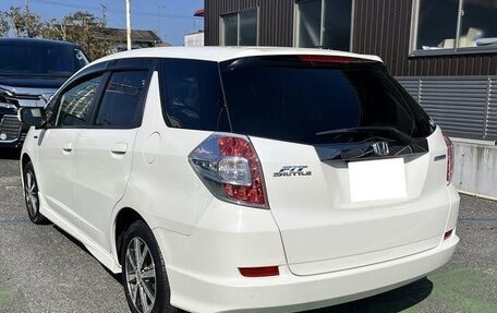 Honda Fit Shuttle I рестайлинг, 2015 год, 837 000 рублей, 3 фотография