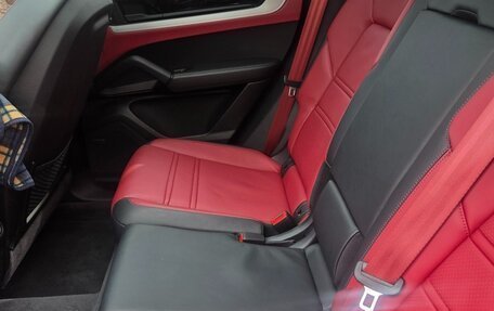 Porsche Cayenne III, 2025 год, 15 100 000 рублей, 10 фотография