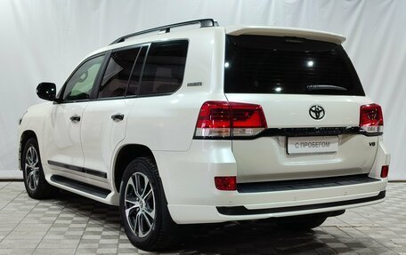 Toyota Land Cruiser 200, 2020 год, 10 000 000 рублей, 7 фотография