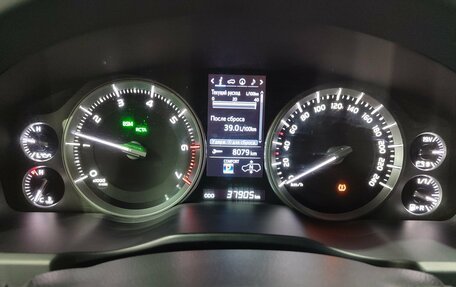 Toyota Land Cruiser 200, 2020 год, 10 000 000 рублей, 12 фотография