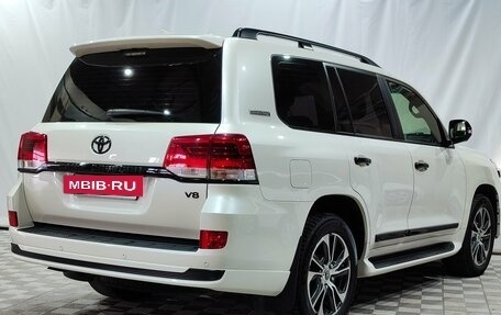 Toyota Land Cruiser 200, 2020 год, 10 000 000 рублей, 5 фотография