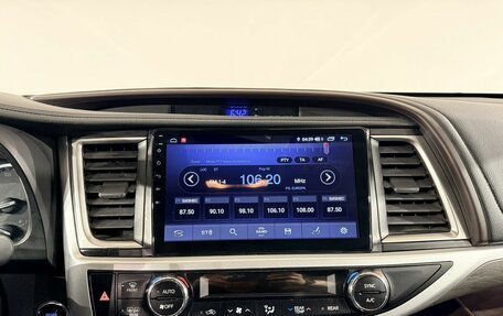 Toyota Highlander III, 2017 год, 3 499 000 рублей, 11 фотография