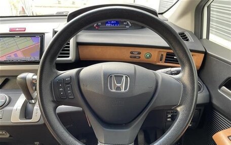 Honda Freed I, 2016 год, 945 000 рублей, 11 фотография