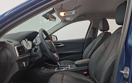 BMW 1 серия, 2023 год, 1 690 000 рублей, 10 фотография