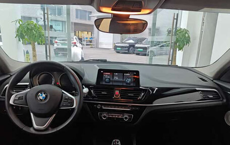 BMW 1 серия, 2023 год, 1 690 000 рублей, 8 фотография