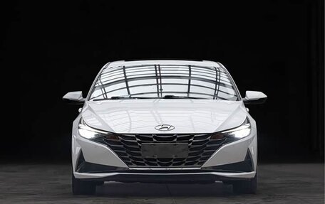 Hyundai Elantra, 2022 год, 1 700 000 рублей, 1 фотография