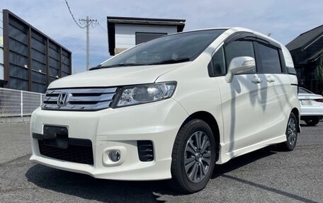Honda Freed I, 2015 год, 963 000 рублей, 1 фотография