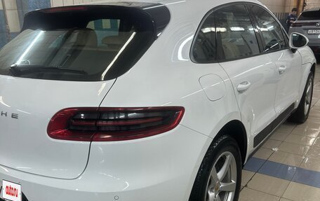 Porsche Macan I рестайлинг, 2017 год, 2 650 000 рублей, 9 фотография