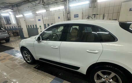 Porsche Macan I рестайлинг, 2017 год, 2 650 000 рублей, 6 фотография