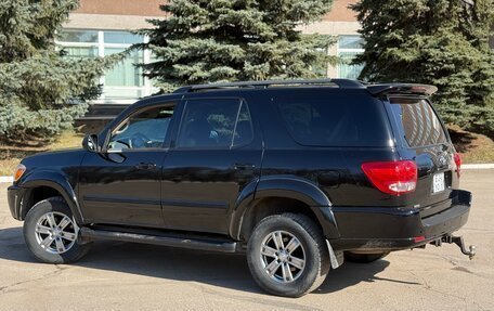 Toyota Sequoia II рестайлинг, 2004 год, 2 000 000 рублей, 4 фотография