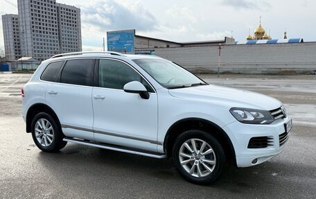 Volkswagen Touareg III, 2013 год, 2 280 000 рублей, 2 фотография