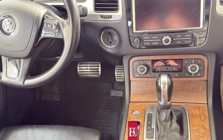 Volkswagen Touareg III, 2013 год, 2 280 000 рублей, 9 фотография