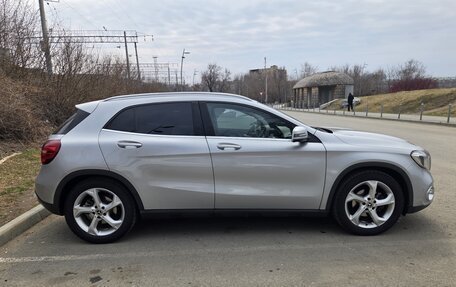 Mercedes-Benz GLA, 2017 год, 1 500 000 рублей, 3 фотография