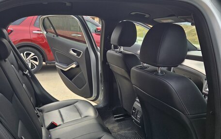 Mercedes-Benz GLA, 2017 год, 1 500 000 рублей, 19 фотография