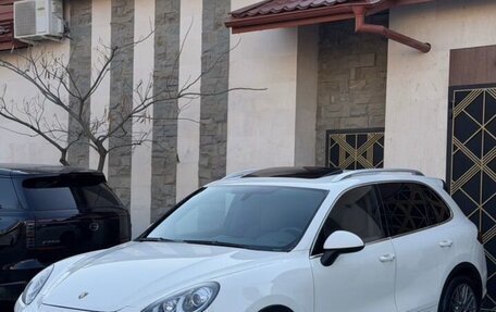 Porsche Cayenne III, 2010 год, 1 650 008 рублей, 3 фотография