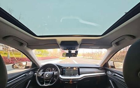 Skoda Octavia IV, 2022 год, 2 300 000 рублей, 9 фотография