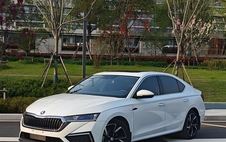 Skoda Octavia IV, 2022 год, 2 300 000 рублей, 3 фотография