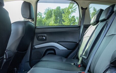 Mitsubishi Outlander III рестайлинг 3, 2012 год, 1 375 000 рублей, 23 фотография