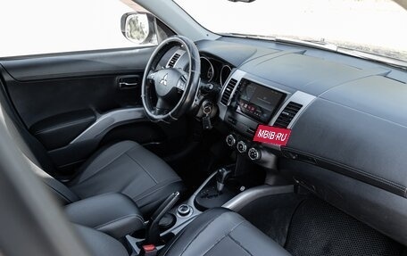 Mitsubishi Outlander III рестайлинг 3, 2012 год, 1 375 000 рублей, 27 фотография