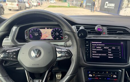 Volkswagen Tiguan II, 2019 год, 2 590 000 рублей, 9 фотография