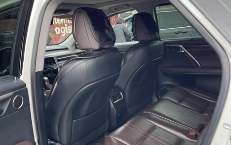 Lexus RX IV рестайлинг, 2016 год, 3 900 000 рублей, 17 фотография