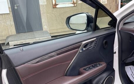 Lexus RX IV рестайлинг, 2016 год, 3 900 000 рублей, 14 фотография