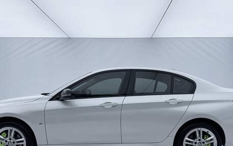 BMW 1 серия, 2023 год, 1 650 000 рублей, 4 фотография