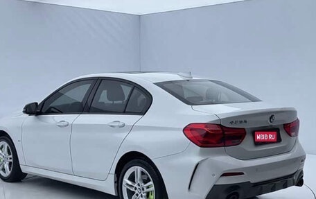 BMW 1 серия, 2023 год, 1 650 000 рублей, 7 фотография