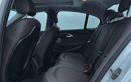 BMW 1 серия, 2023 год, 1 650 000 рублей, 15 фотография