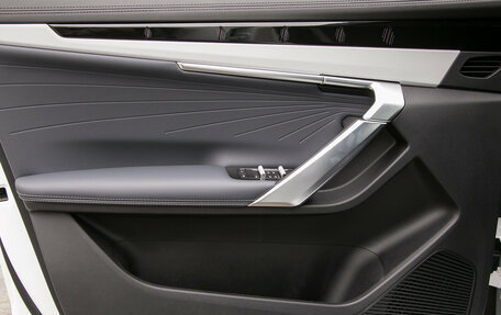 Geely Atlas, 2025 год, 3 930 990 рублей, 18 фотография